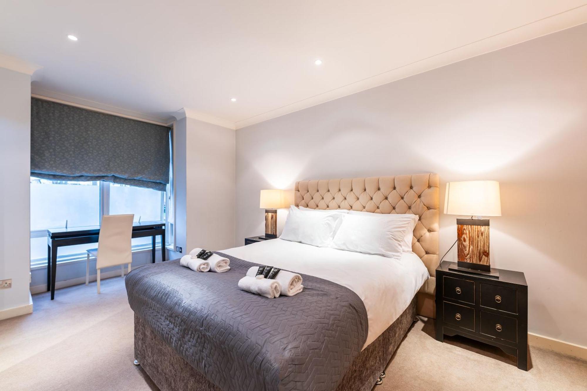 Luxury 6 Bedroom House In Southwick Street London Ngoại thất bức ảnh